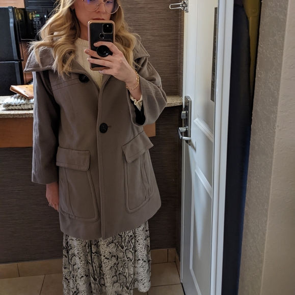 Zara - Quilted Wool Peacoat - Picture 2 of 15